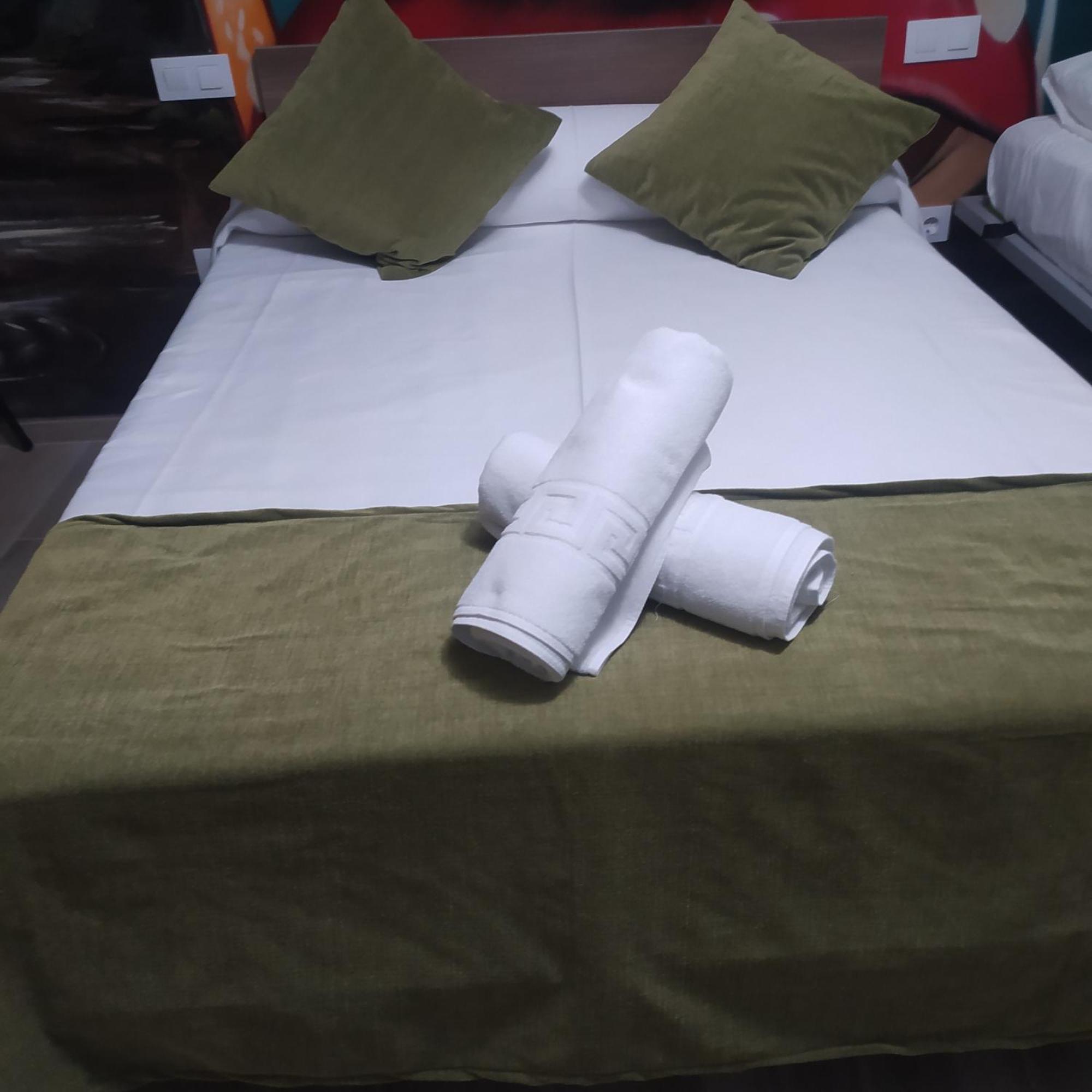 Familyhostelpinto Bagian luar foto